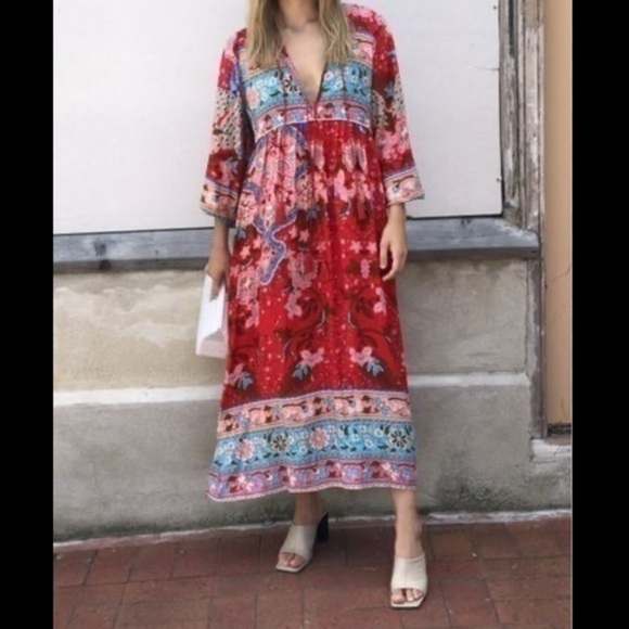 Sundress Sundress - Picture 2 of 8